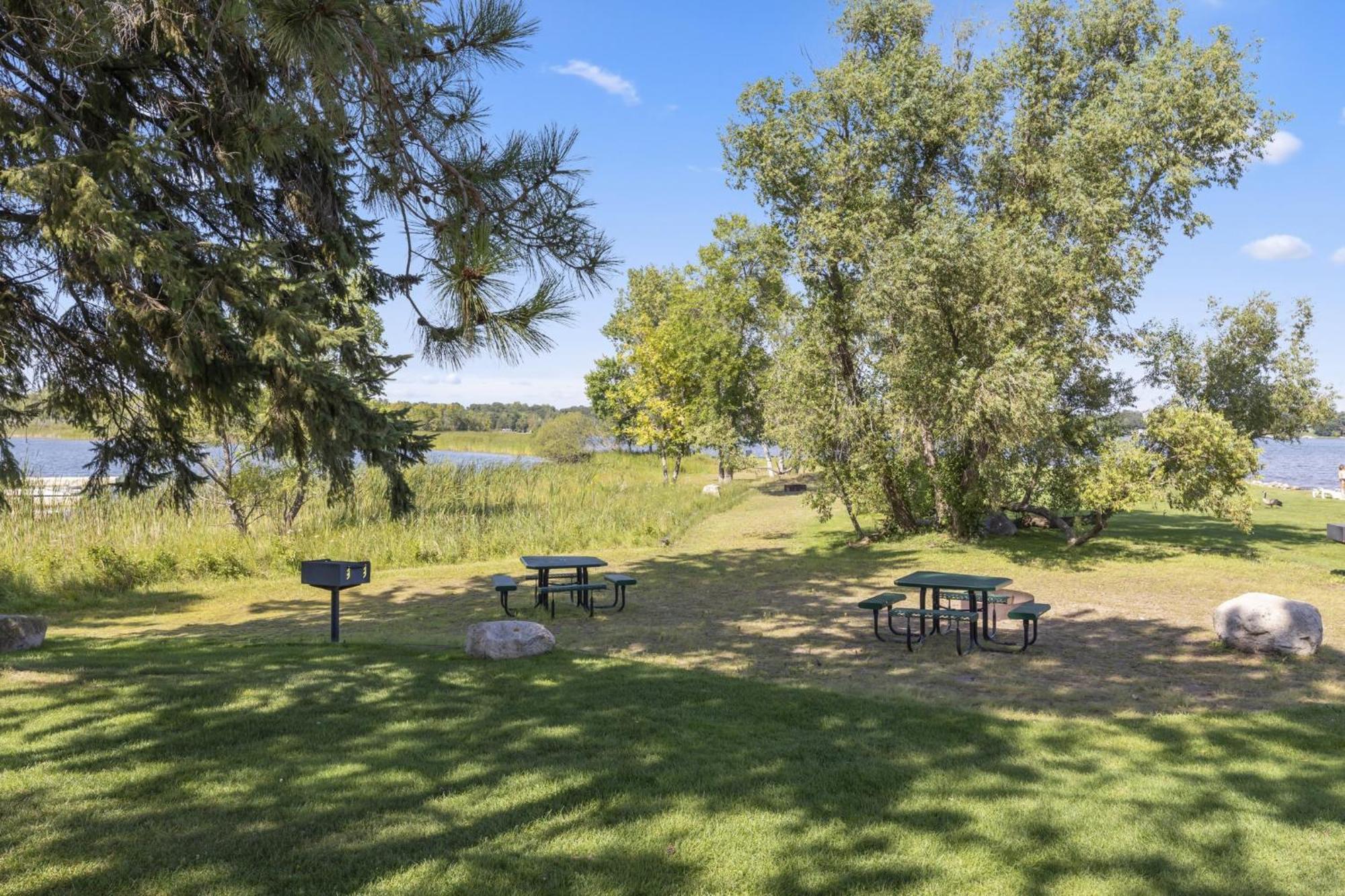 The Lodges At Breezy Point Экстерьер фото